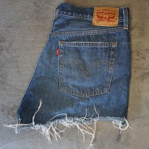 Levi’s shorts